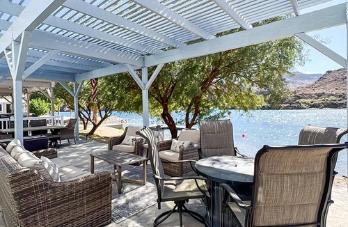 Parker Dam House | All-American Escape, Riverfront! River Lodge- WB3