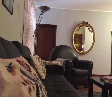Beijos Apartment | Alojamento de Santa Maria (near Siza Vieira's Church)