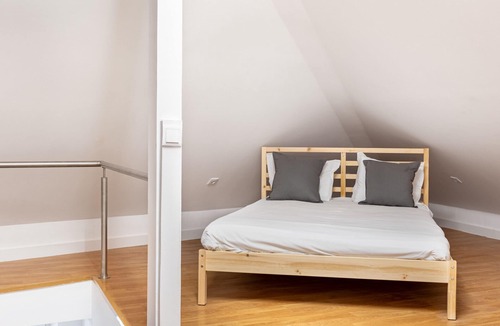 Sacramento Apartment | ALTIDO Modern 2-BR Flat in Perfect Centre