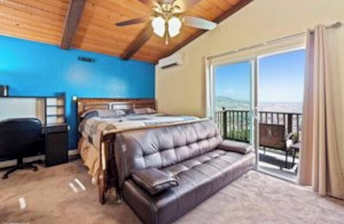La Presa House | Amazing 4 BDRM 2 Bath Home With Breathtaking Views!