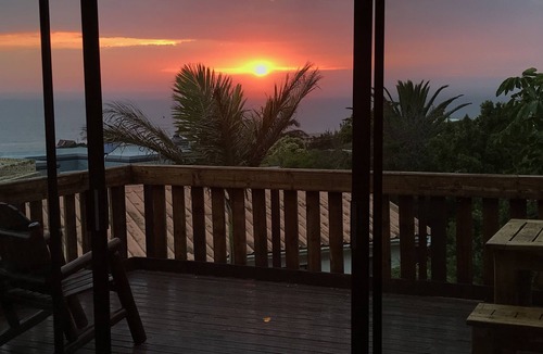 Wavecrest House | Amazing bay views ideal for family groups