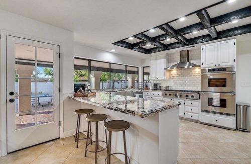Mesa House | Amazing- Pool Home- Fire Pit & Ping Pong Table