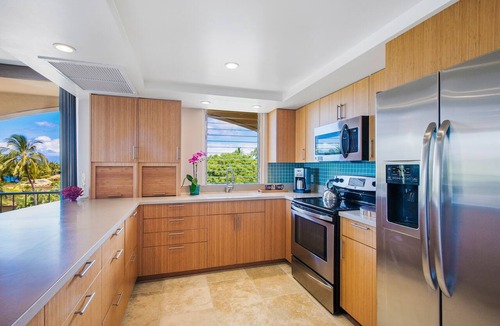 Kaanapali Condo | Amazing Rare 1 Bedroom - 2 Bathrooms with Stunning Panoramic Ocean Views