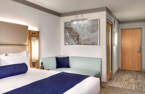 Gateway District Hotel | Amazing Unit at the Strat Casino Strip Las Vegas