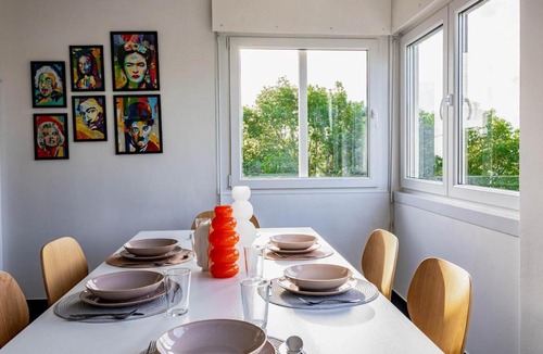 Paco De Arcos Apartment | Ambassador's Retreat