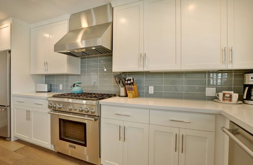 Avila Beach House | Amore Avila an extraordinaire Avila experience - 3 Bdrm with AC