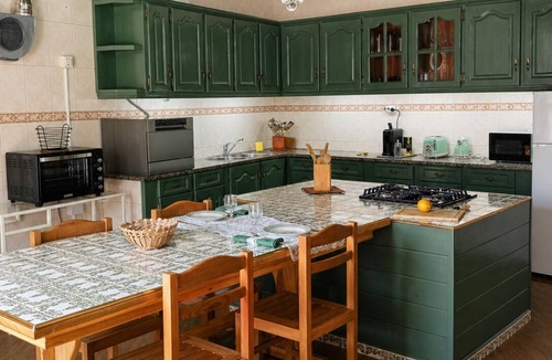 Arganil House | An Encantada | Spa & Vista 180° | Casa de Artista