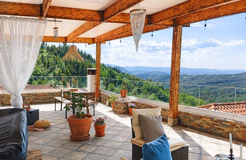 Arganil House | An Encantada | Spa & Vista 180° | Casa de Artista