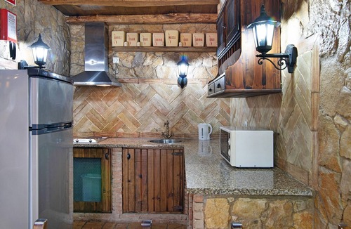 Monte Raposo House | "Apartamento com 1 quarto" with Pool, Wi-Fi, Garden & Terrace