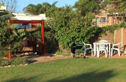 Wavecrest Apartment | Apartment ∙ 2 bedrooms ∙ 4 guests