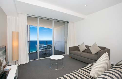 Surfers Paradise Apartment | Apartment 22303 at the Orchid Residences certainly offers the best in Surfers