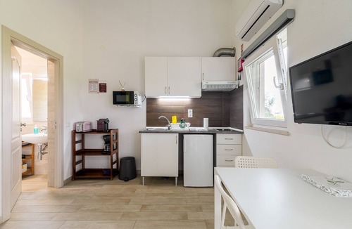Palhais Apartment | Apartment 'Casa Das Pipas Palmela 5' with Shared Terrace, Wi-Fi & Air Conditioning