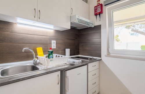 Palhais Apartment | Apartment 'Casa Das Pipas Palmela 5' with Shared Terrace, Wi-Fi & Air Conditioning