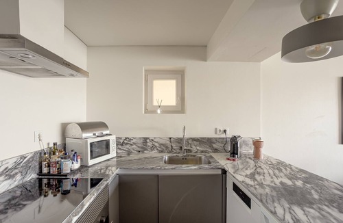 Cascais Apartment | Apartment 'Cascais Bay Terrace II' with Sea View & Wi-Fi