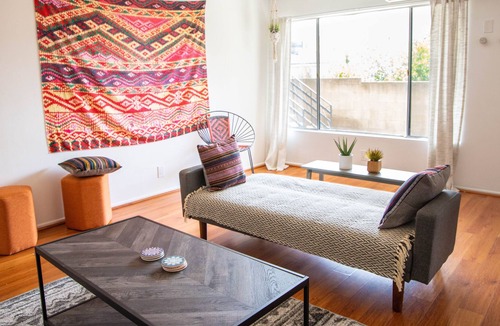 Downtown House | Apartment in Great Location Near Downtown Glendale