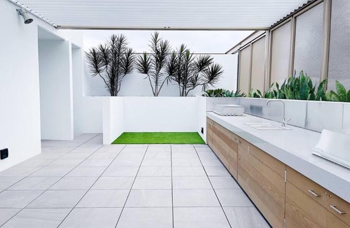 Chermside Apartment | Apartment next to Westfield Chermside and Hospital
