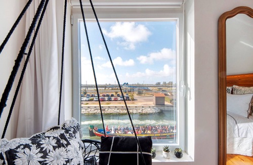 Vera Cruz Apartment | Apartment 'Ria' with Wi-Fi and Air Conditioning