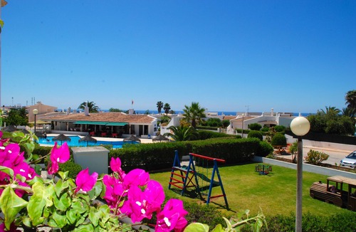 Mato Serrao Apartment | Apartment with communal pool walking distance to Carvoeiro center and beaches