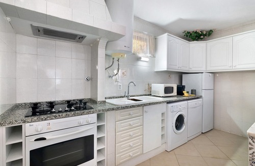 Pata de Baixo Apartment | Apartment with Shared Pool, Wi-Fi and Air Conditioning