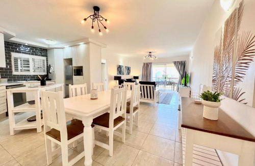 Marina Martinique Apartment | Apartment ∙ 3 bedrooms ∙ 6 guests