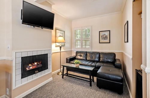 San Luis Obispo Hotel | Apple Farm Inn