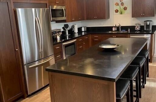 Carpinteria Apartment | Apt 10: Modern Luxury bright breezy steps to beach