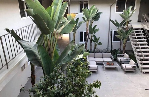 Carpinteria Apartment | Apt 14: beautiful unit steps to the beach