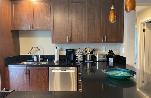 Carpinteria Apartment | Apt 8: Mountains view and steps to the beach