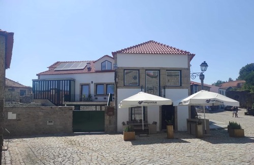 Sernancelhe e Sarzeda Cottage | AQUÉNIO DO OURIÇO