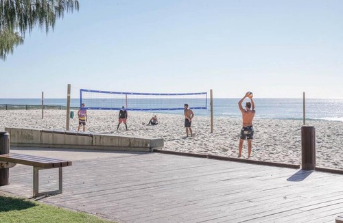 Broadbeach Apartment | Aria 1302
