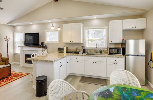 Callender Cottage | Arroyo Grande Vacation Rental - 7 Mi to Beach!