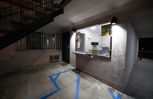 Bellflower Hotel | Artesia Motor Inn