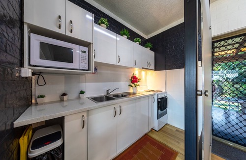 Ascot Hotel | Ascot Budget Inn & Residences