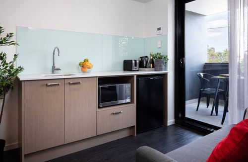 Ascot Hotel | Ascot Budget Inn & Residences