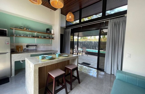 Cahuita Cottage | Ashley’s Beach House · 5 min from Cahuita Park