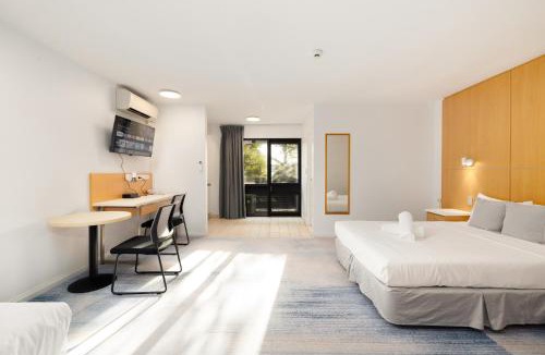 Hamilton Hotel | Asraport Motel