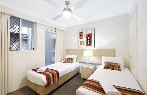 Biggera Waters Hotel | Atrium Resort
