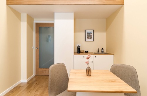 Campo de Gerez Apartment | 'Avó Custódia - Room' with Mountain View, Wi-Fi and Air Conditioning