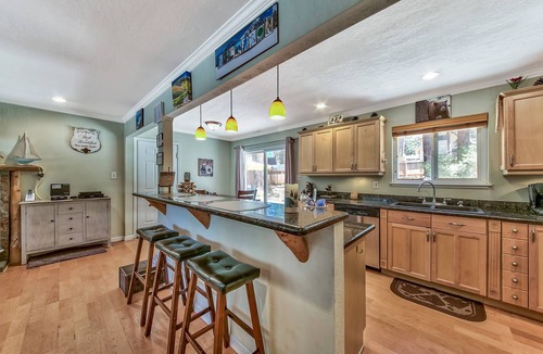 Montgomery Estates House | Available for the 4th and Celebrity Golf 3 Bedroom/Peace of Heaven Home