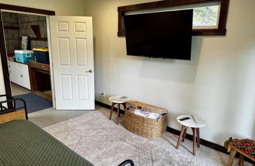 Myers Flat House | Avenue of the Giants River View Home (#1)