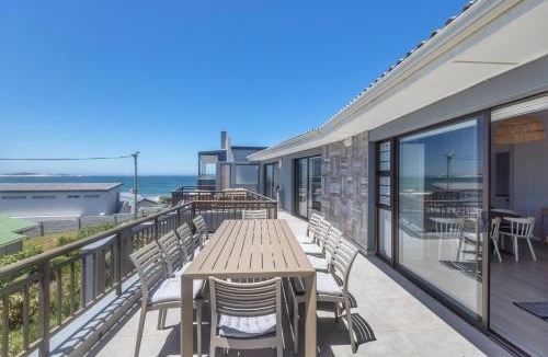 Cape Saint Francis House | Awesome Views & Beach Proximity