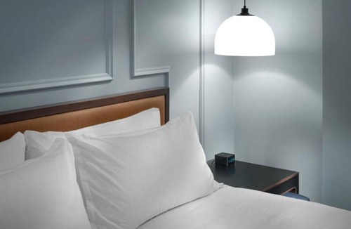 Downtown San Francisco Hotel | Axiom Hotel: Where Historic SF Meets Modern Tech & Comfort