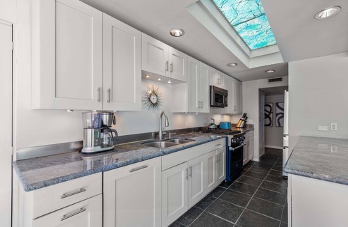 Deepwell Estates House | Azure Palms at Deepwell – Luxury Pool Retreat