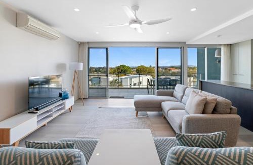 Gold Coast Resort | Azzura Greens Resort