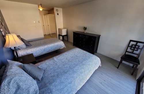 Beverly Hills Hotel | (B02) Cozy Double Bed Suite