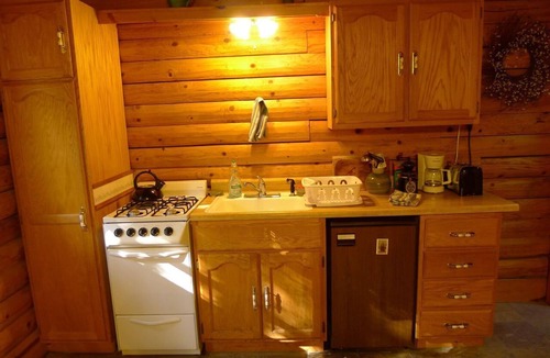 Nevada City Cabin | Baby Bear's Cottage w/private hot tub, 6 minutes to town.