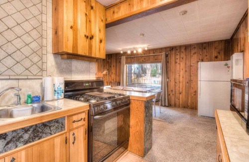 Tahoe Island Cabin | Badger Basin - 30+ Day Vacation Home Rental