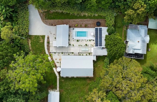 Ewingsdale House | Bailen Byron A Private Bohemian Sanctuary