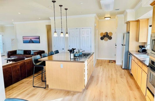 Northeast Reno House | Balloon Festival Terrace, M$ Views 4TVs, Sleeps 10