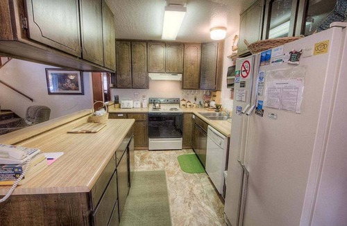 Y Area House | Bambi's Buck House | Pool Table | BBQ